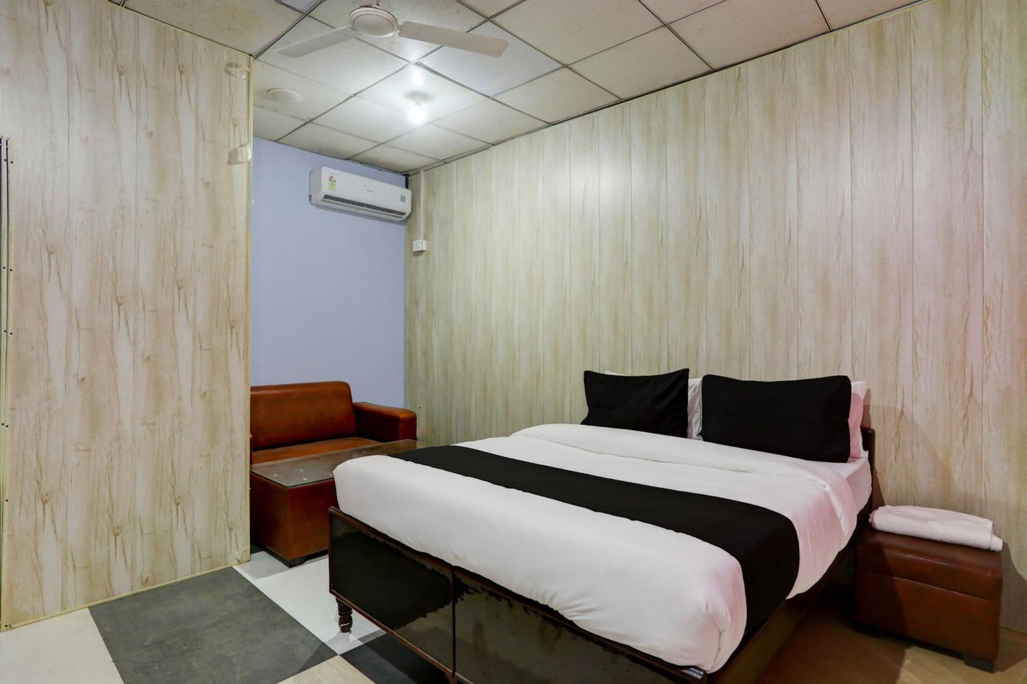 Collection O Harsh Hotel & Restaurant Bhiwadi Exterior foto
